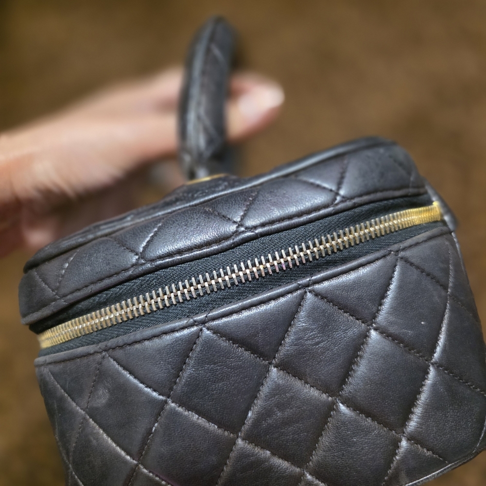 Chanel Black Quilted Mini Bag with Gold Accents - Picture 3 of 14